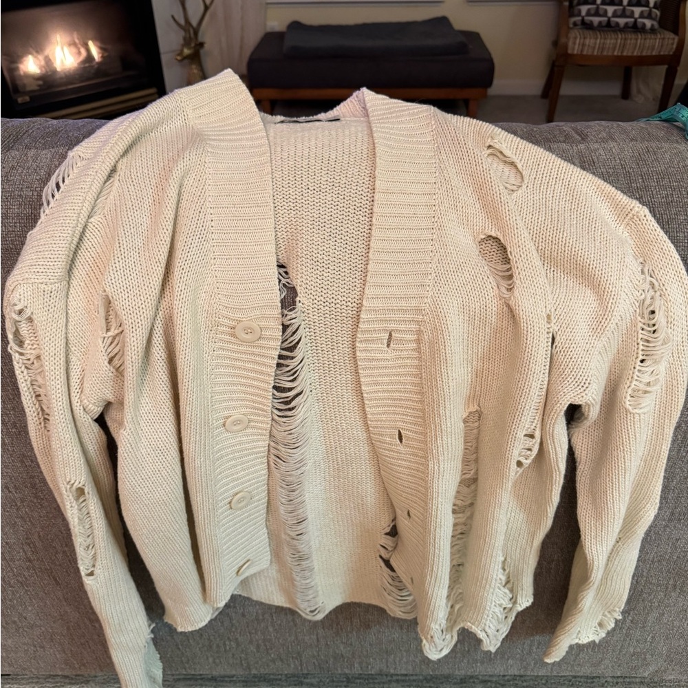 Men’s MNML Size L Cream Colored Distressed Sweater Cardigan